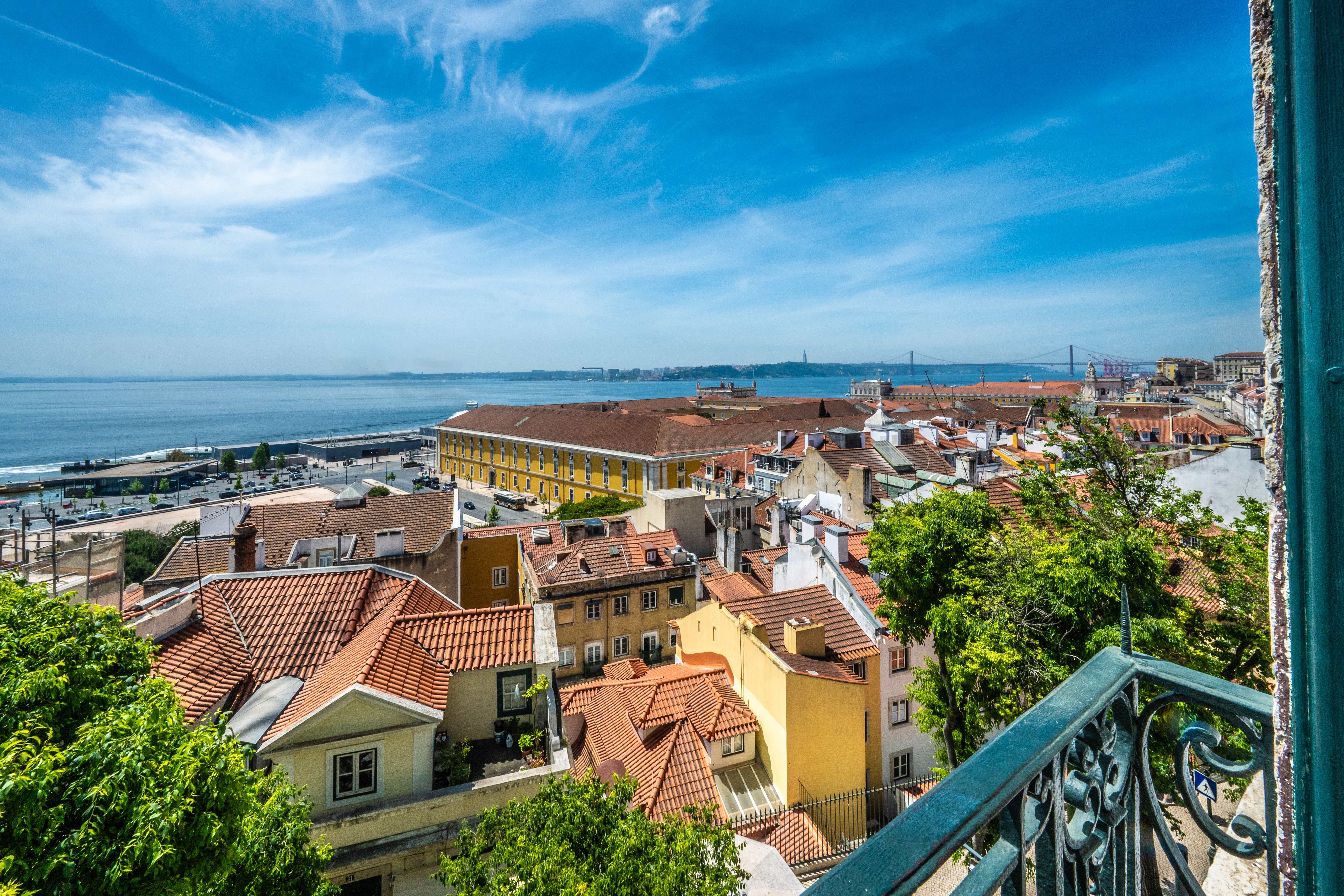 D7 vs D8: which Portugal visa fits you — and the traps in each